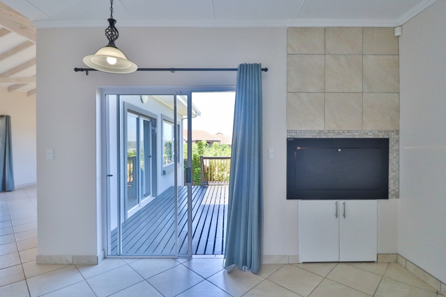 3 Bedroom Property for Sale in Fraaiuitsig Western Cape